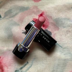 🌹 Marc Jacobs lipstick - Infamous